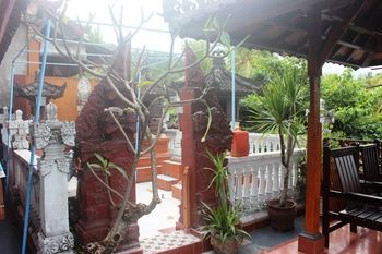 Serangan Inn 1 Padangbai  Luaran gambar