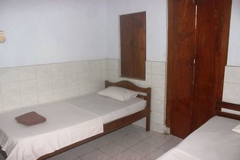 Serangan Inn 1 Padangbai  Luaran gambar